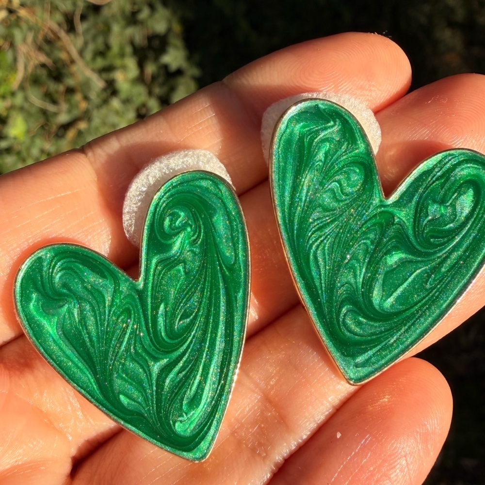 Green Heart Earrings Unique Jewelry - Picture 4 of 4